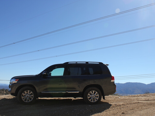 Toyota Land Cruiser фото