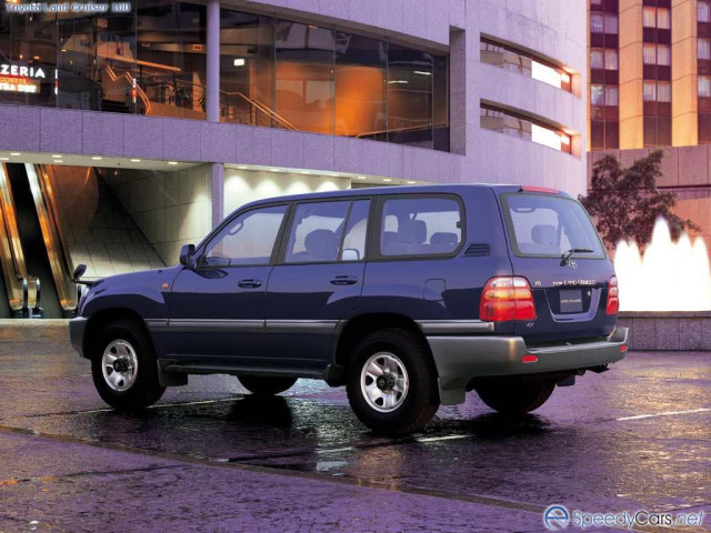 Toyota Land Cruiser фото