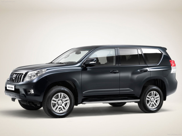 Toyota Land Cruiser фото