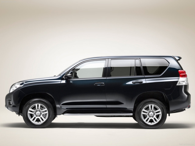 Toyota Land Cruiser фото