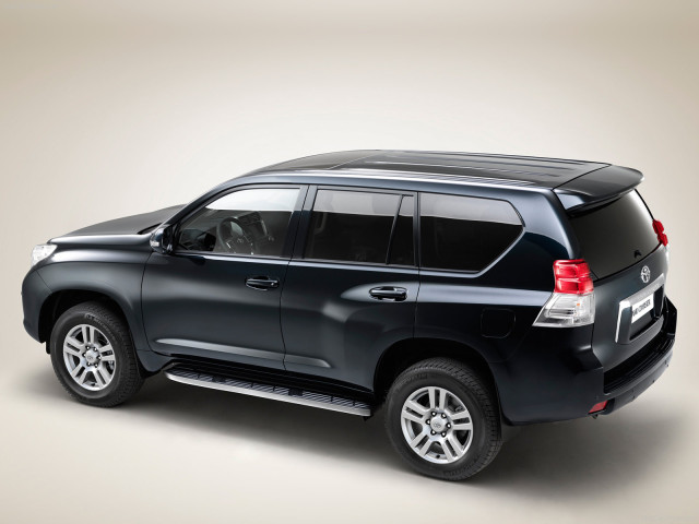 Toyota Land Cruiser фото