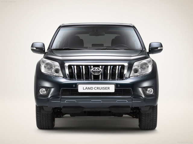 Toyota Land Cruiser фото
