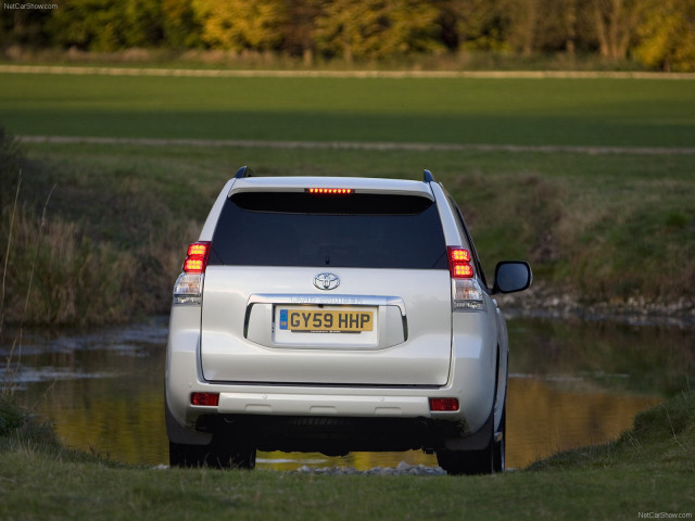 Toyota Land Cruiser фото