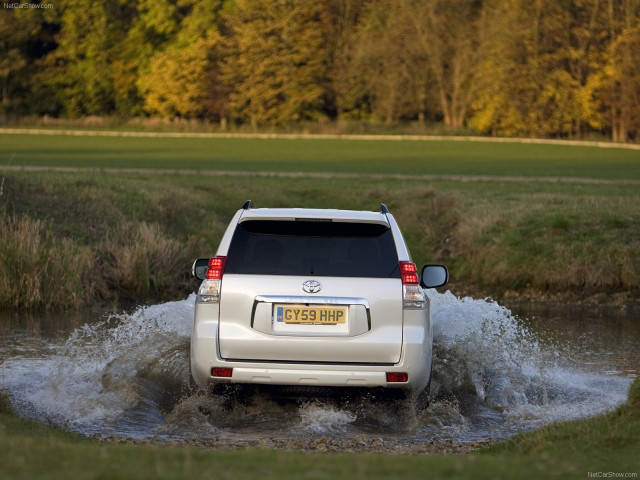 Toyota Land Cruiser фото