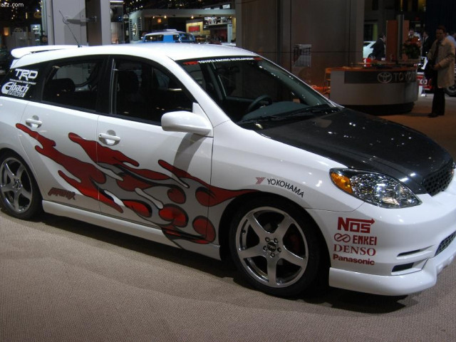 Toyota Matrix фото