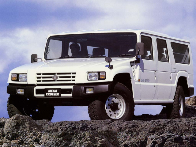 Toyota Mega Cruiser фото