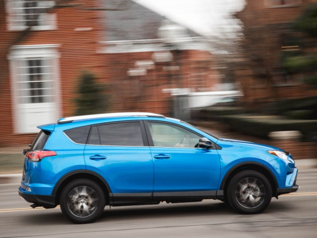 Toyota Rav 4 фото