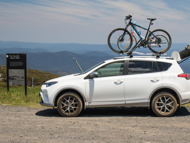 Toyota Rav 4 фото