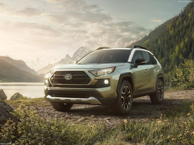 Toyota Rav 4 фото