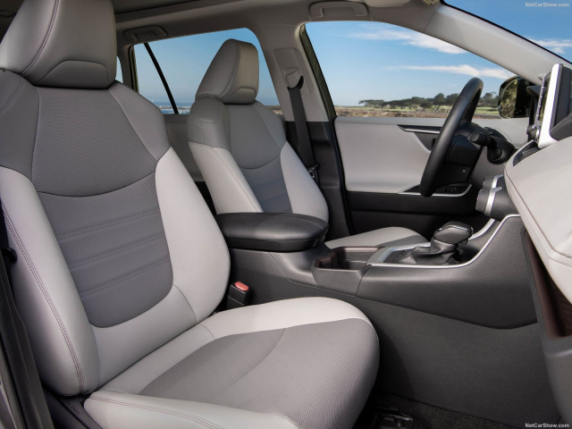 Toyota Rav 4 фото
