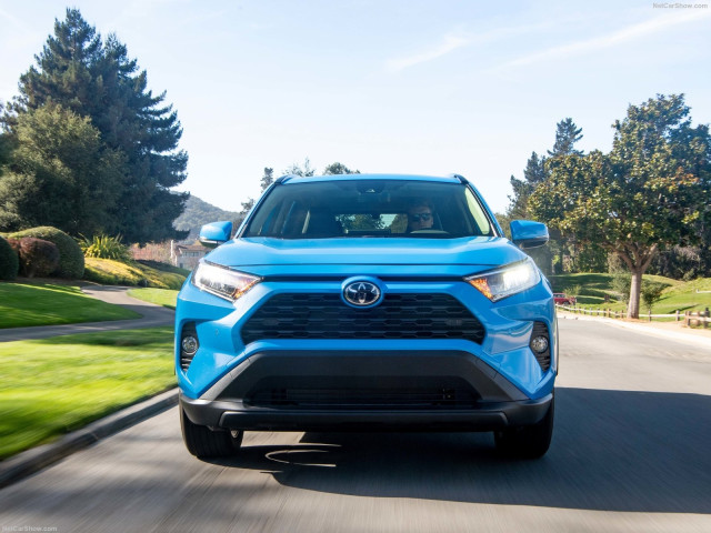 Toyota Rav 4 фото