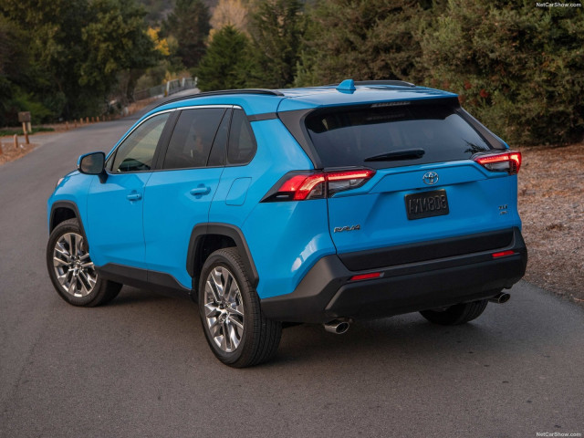 Toyota Rav 4 фото