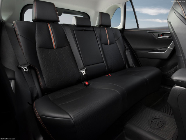 Toyota Rav 4 фото