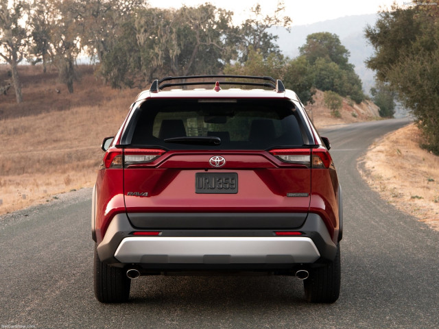 Toyota Rav 4 фото