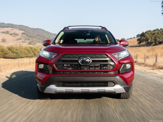 Toyota Rav 4 фото