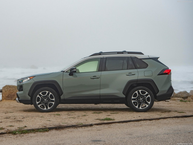 Toyota Rav 4 фото