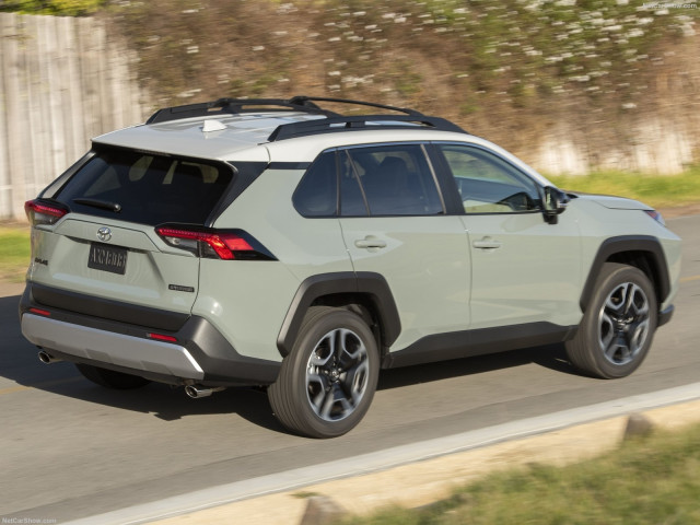 Toyota Rav 4 фото