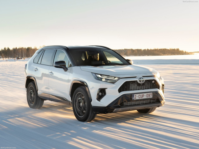 Toyota Rav 4 фото