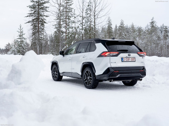 Toyota Rav 4 фото