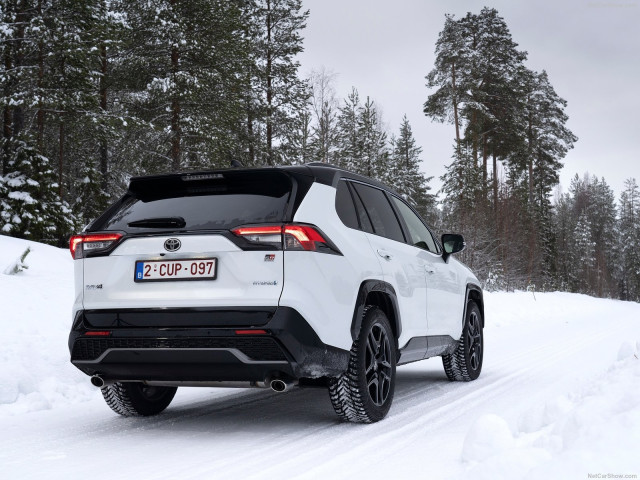 Toyota Rav 4 фото