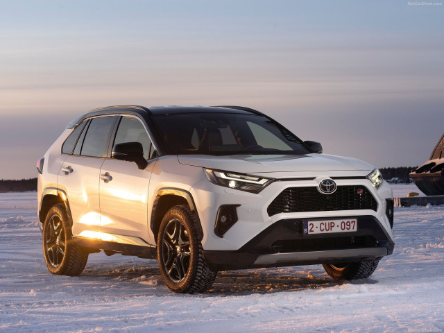 Toyota Rav 4 фото