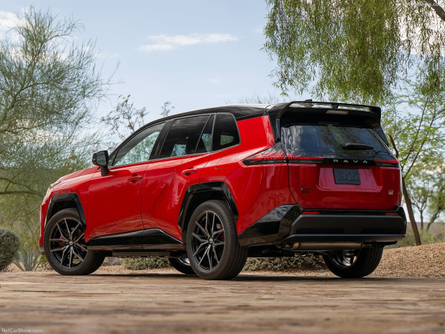 Toyota Rav 4 фото