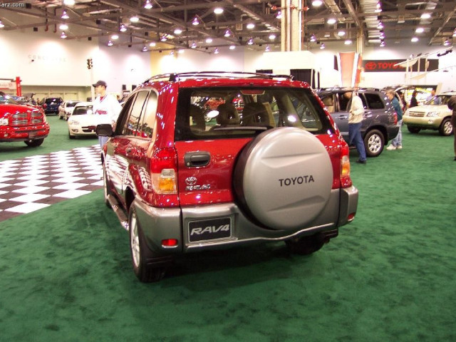 Toyota Rav 4 фото