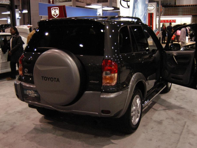 Toyota Rav 4 фото