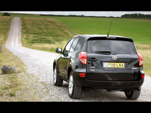 Toyota Rav 4 фото