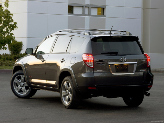 Toyota Rav 4 фото