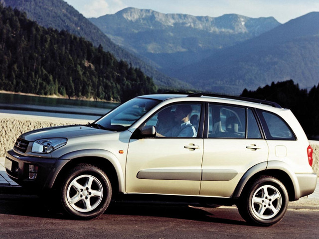 Toyota Rav 4 фото