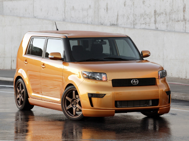 Toyota Scion xB фото