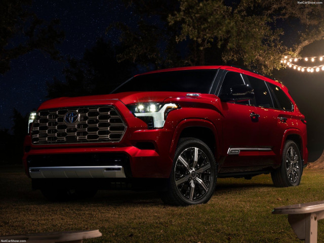 Toyota Sequoia фото