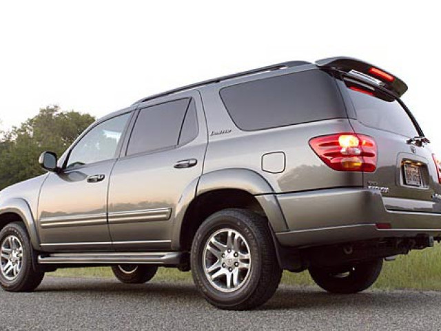 Toyota Sequoia фото