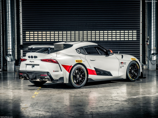 Toyota Supra фото