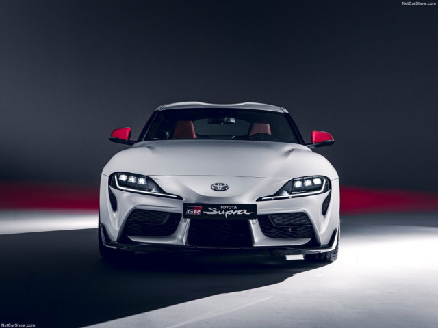 Toyota Supra фото