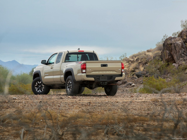 Toyota Tacoma TRD Off-Road фото