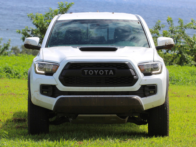 Toyota Tacoma TRD Pro фото