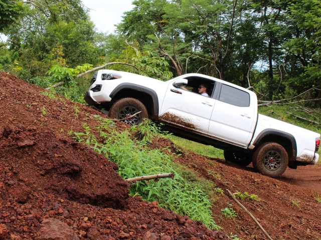 Toyota Tacoma TRD Pro фото