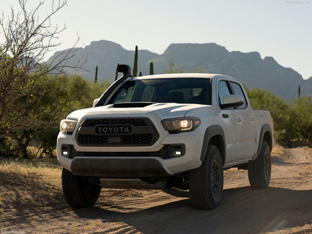 Toyota Tacoma TRD Pro фото