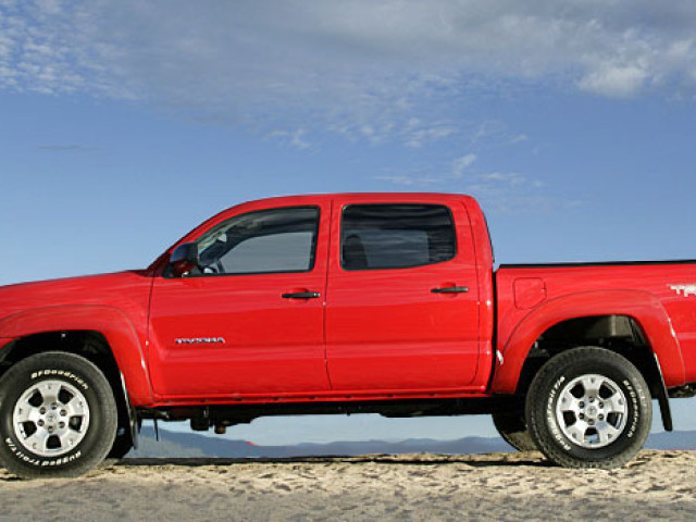 Toyota Tacoma фото