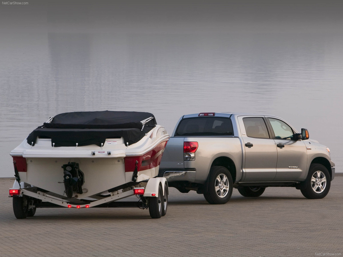 Toyota Tundra CrewMax фото 40639