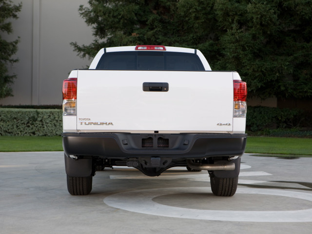 Toyota Tundra Work Truck Package фото