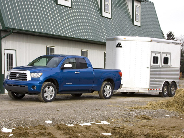 Toyota Tundra фото