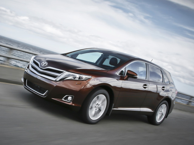 Toyota Venza фото