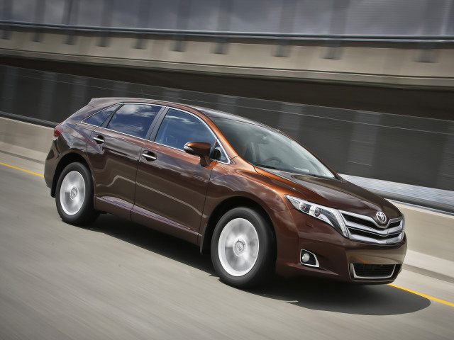 Toyota Venza фото