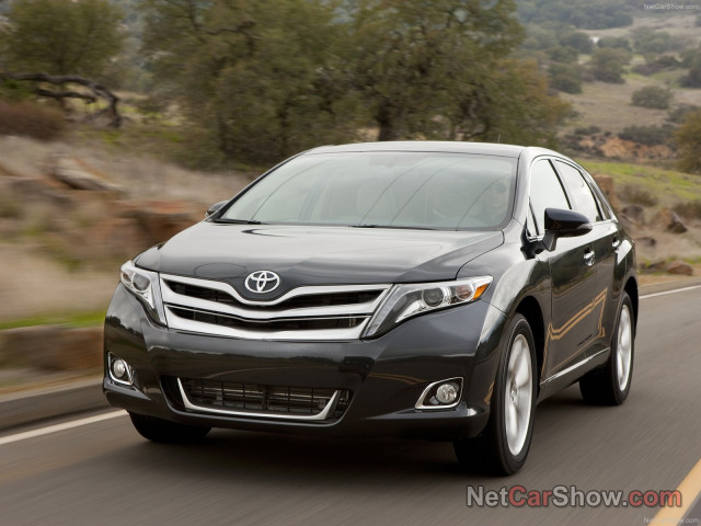 Toyota Venza фото