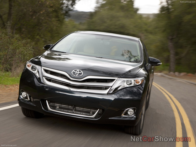 Toyota Venza фото