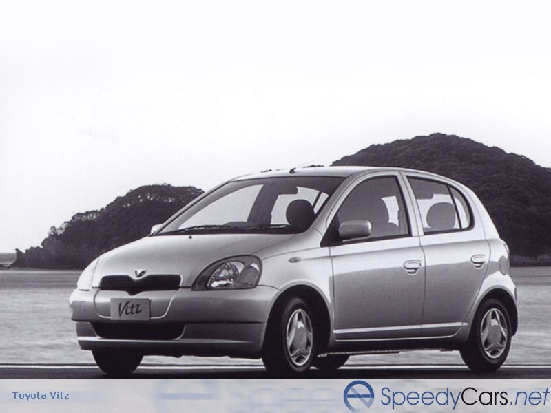 Toyota Vitz фото 4137