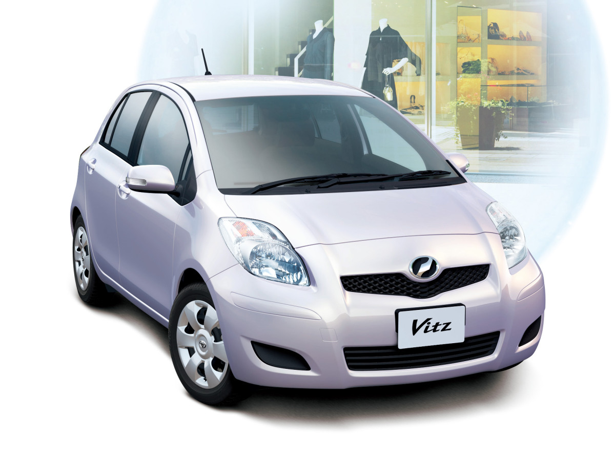 Toyota Vitz фото 95167